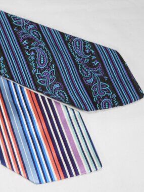 2 gorgeous Etro made in Italy all silk ties
